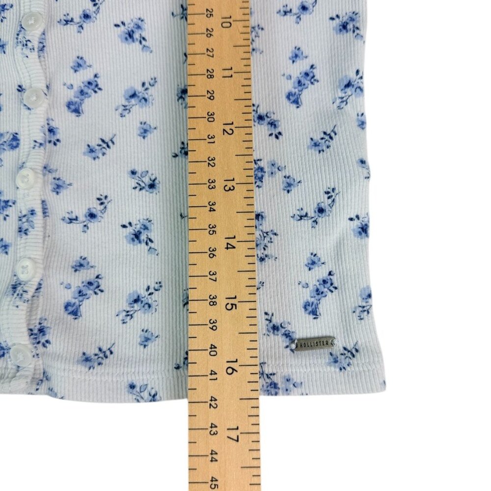 Floral Ribbed T-Shirt Hollister Women’s XS White Blue Short Sleeve Casual Top - Picture 7 of 8